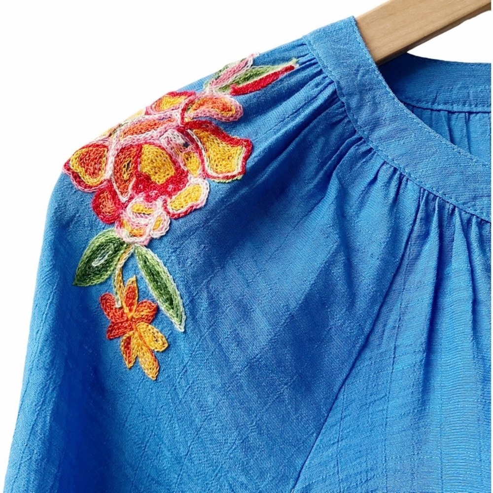 Figueroa & Flower Womens Embroidered Blouse SIZE Large Blue Balloon Sleeves NEW - Picture 3 of 14